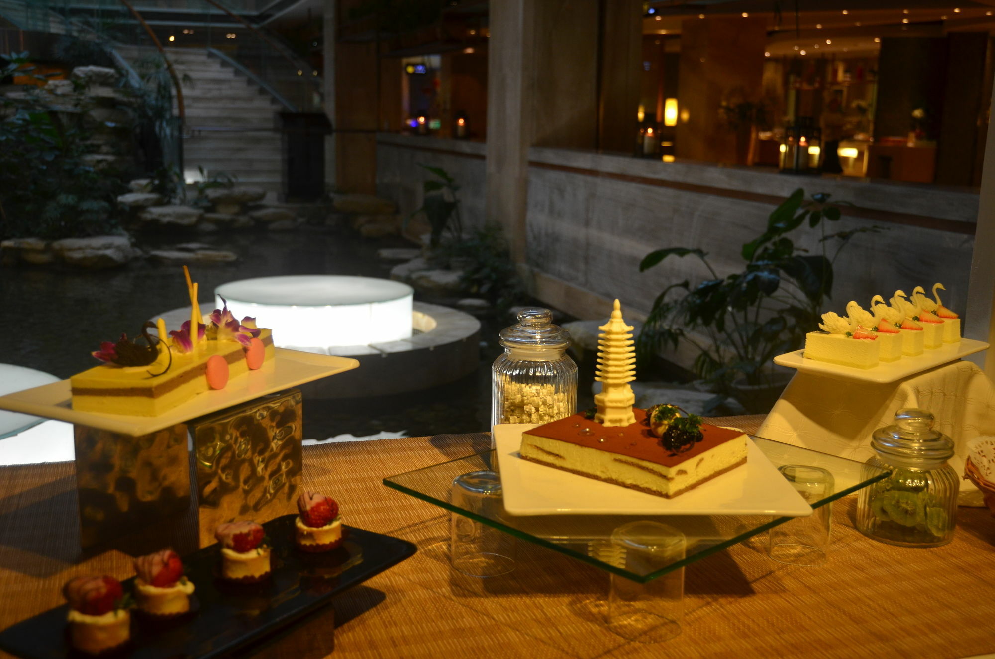 Century Sunshine Hotel - Emeishan Dış mekan fotoğraf